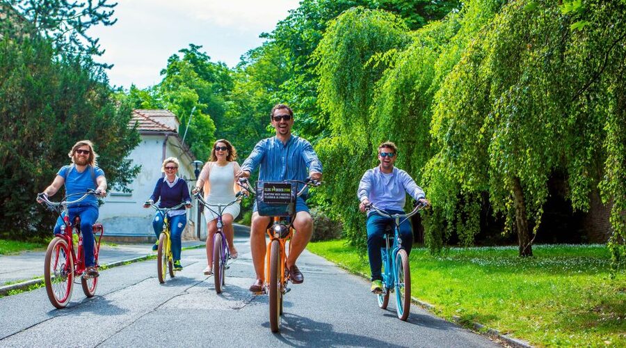 Prague: 7 Best Viewpoints of Prague E-Bike Tour - Old Town and the Jewish Quarter