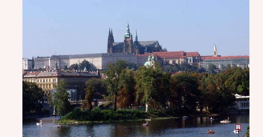 Prague: Classic City Bike Tour - Starting near Old Town Square at Praha Bike