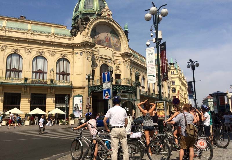 Prague: Classic City Bike Tour - How difficult is the cycling?