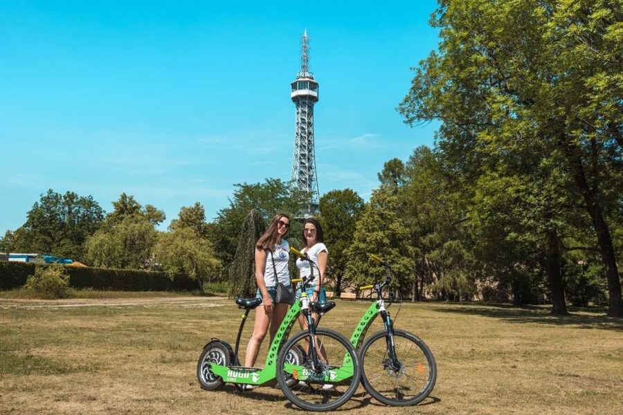 Prague: E-Scooter HUGO Bike Rental - What the ratings tell you about the experience