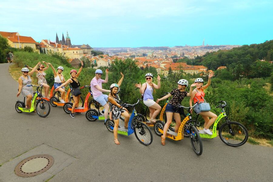 Prague: Highlights Tour on e-Scooter or eBike - What the guides add to the ride