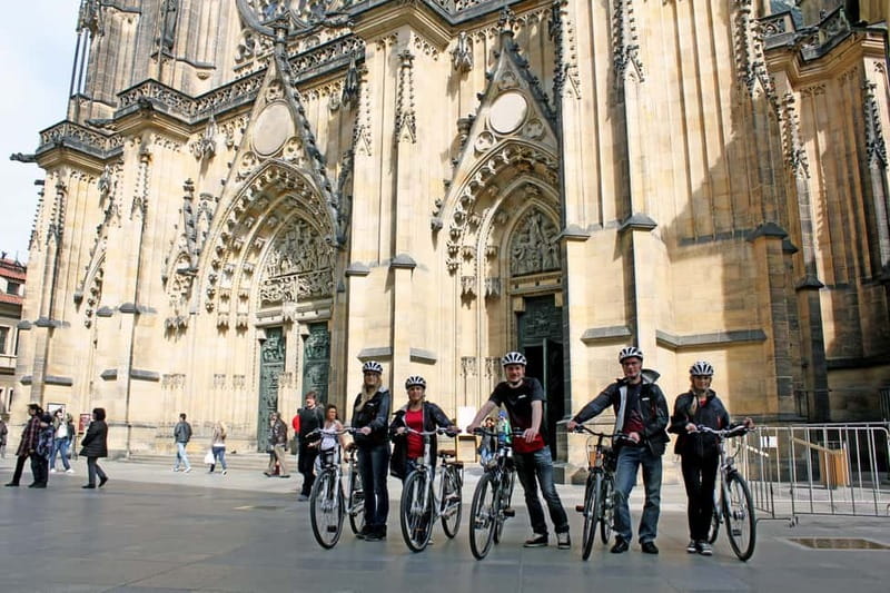 Prague: Small Group or Private Bike City Tour - Why a bike is a smart way to meet Prague