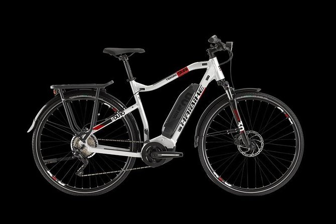 Premium eBike rental - Riding to Keiservarden for the biggest test