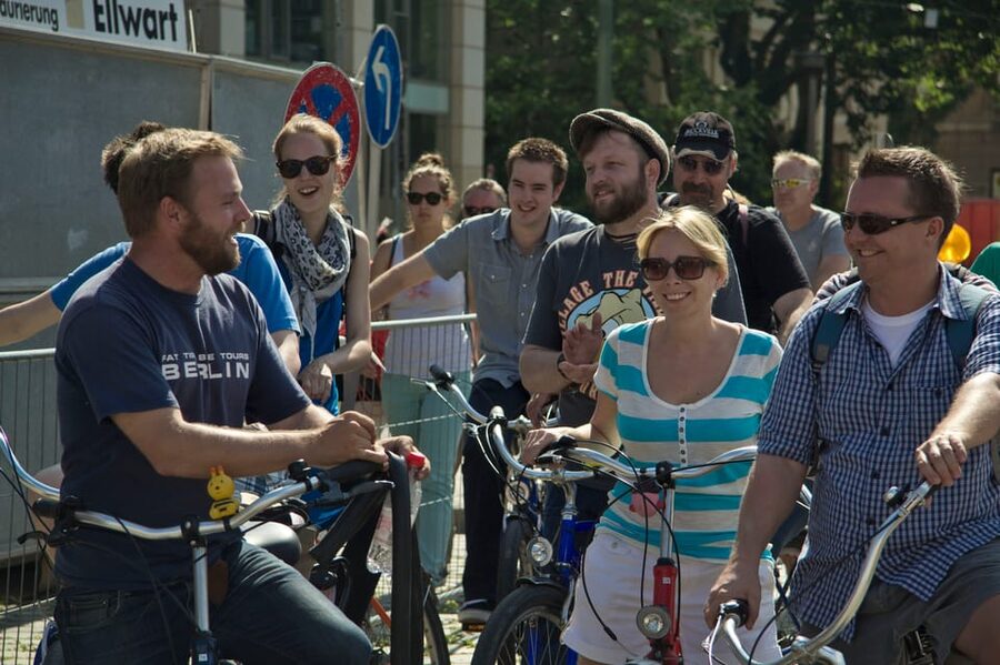 Private Berlin Street Food Bike Tour - Berlin’s oldest beer garden and the drink question