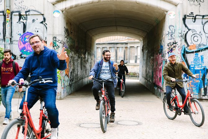 Private Berlin Street Food Tour by Bike - Döner at Alibaba Bistro