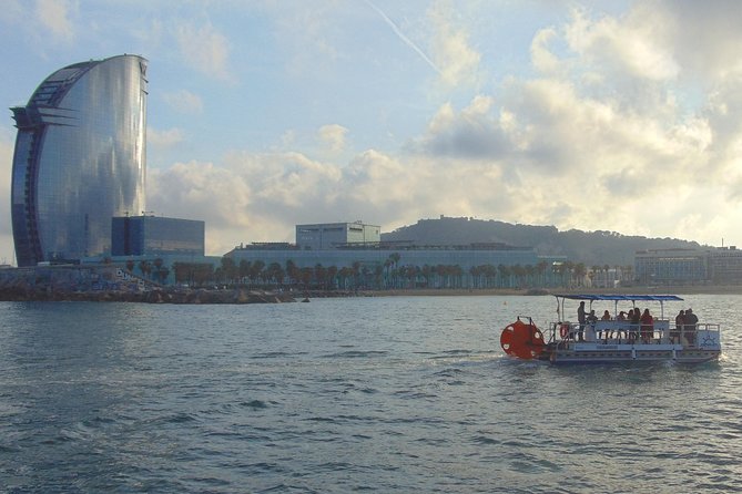 Private Boat rental - Pedal Cruises Barcelona - Cycle Boat - The captain makes the difference