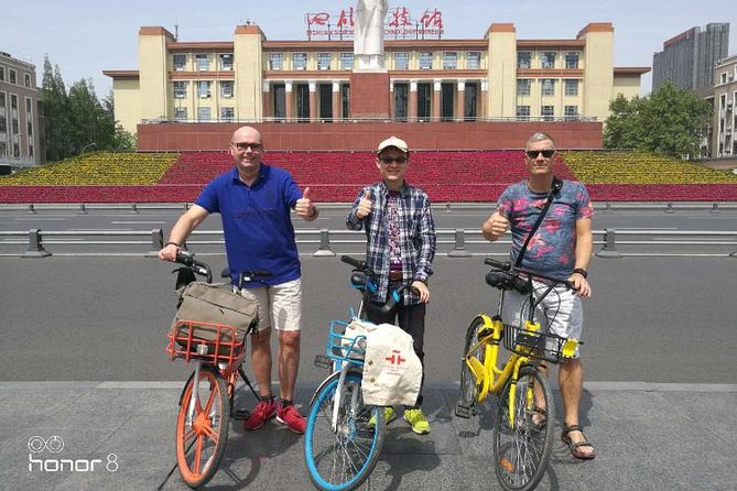 Private Chengdu Half Day Bike Tour - Wenshu Temple and the Buddhist side of Chengdu