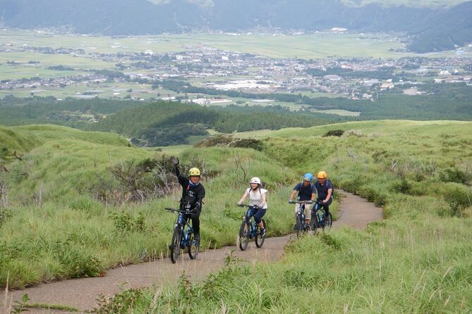 Private E-MTB guided cycling around Mt. Aso volcano & grasslands - Aso’s grasslands and the conservation fee