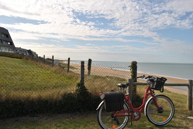 Private Guided Bike Tour of Cabourg and Dives in French - Bikes, helmets, clothing, and comfort