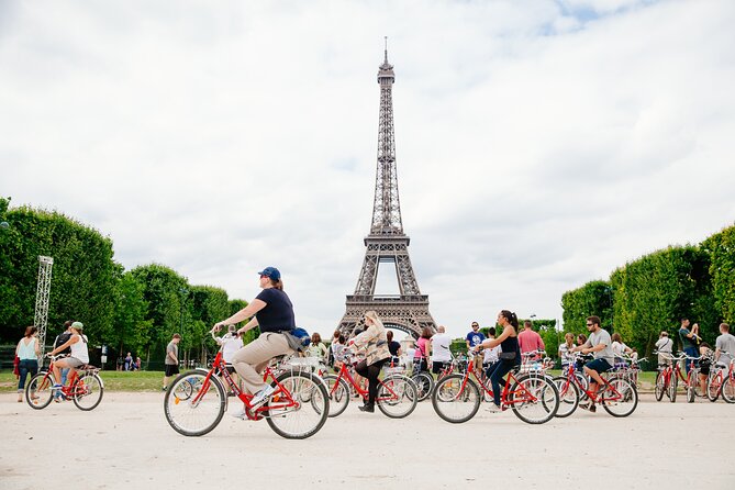 Private Highlights of Paris Bike Tour - Starting near Dupleix on Metro Line 6
