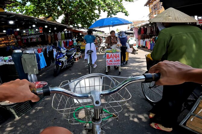 Private Hoi An Bike, Thu Bon River Cruise & Dinner Experience - Six dishes and a very informal barbecue dinner