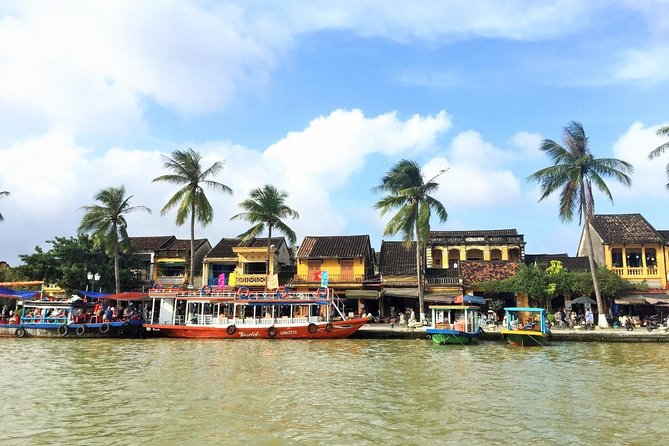 Private Hoi An Bike, Thu Bon River Cruise & Dinner Experience - Sunset views and the ride back to Hoi An