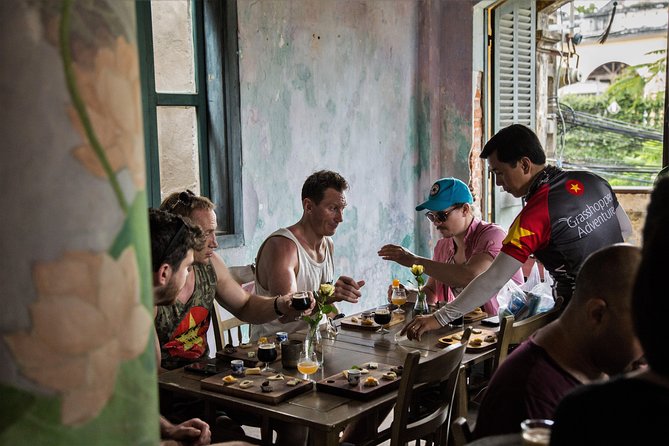 Private Hoi An Evening Food Tastings Tour by Bike - Bikes, traffic, weather, and family details
