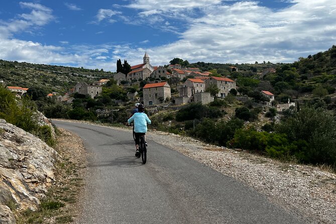 Private Hvar Island E-Bike Tour (Self Guided) - Key points before you book