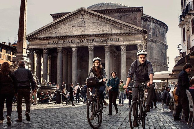 Private Rome City Bike Tour with quality Cannondale EBike - Trevi Fountain and the Spanish Steps