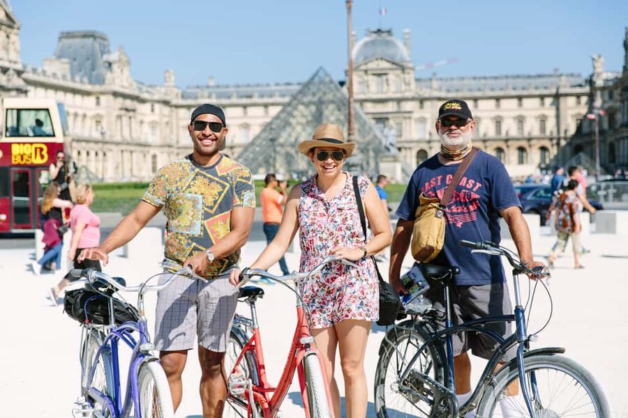 Private Secrets of Paris Bike Tour - What 12 kilometers feels like in Paris