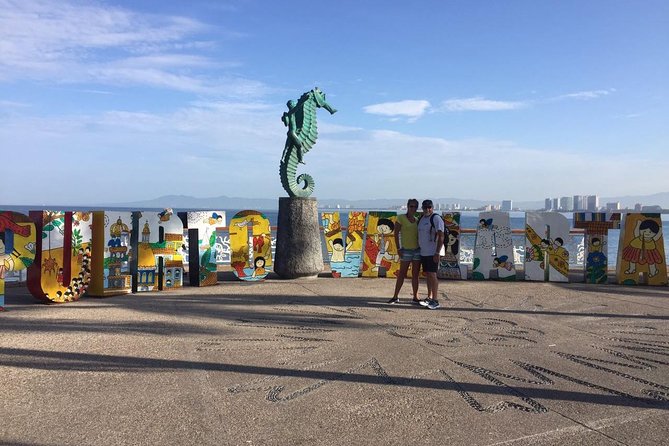 Private Tour in El Malecon Boardwalk Bike Ride - Cuale Island, the market, and Elizabeth Taylor’s former home