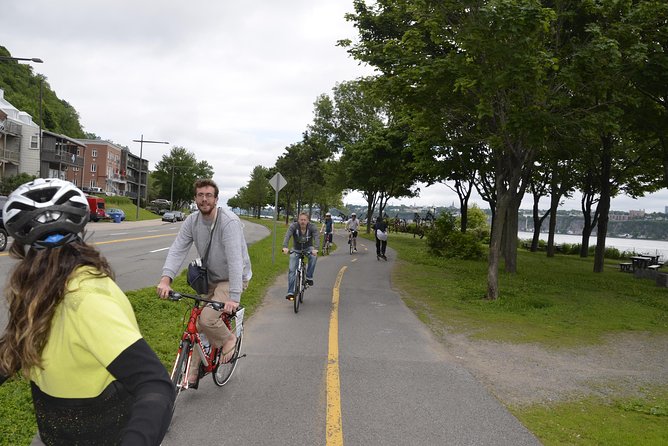 Quebec City: Electric Bike Tour - A short stop at the Joan of Arc Garden