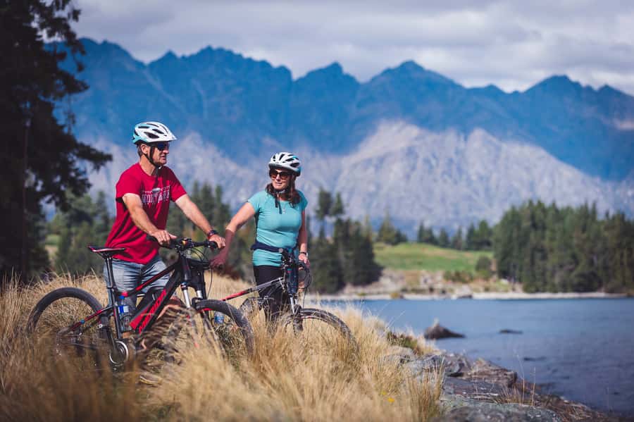 Queenstown: E-bike Hire on the Queenstown Trail - Collecting your e-bike in central Queenstown