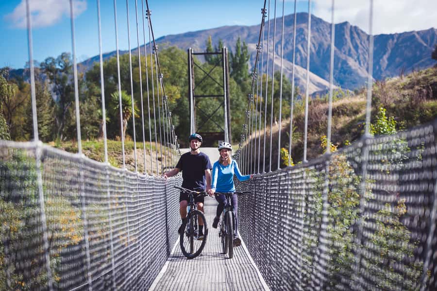 Queenstown: Self-Guided Bike Ride on the Arrow Bridges Trail - Starting in Queenstown and riding toward Arrowtown
