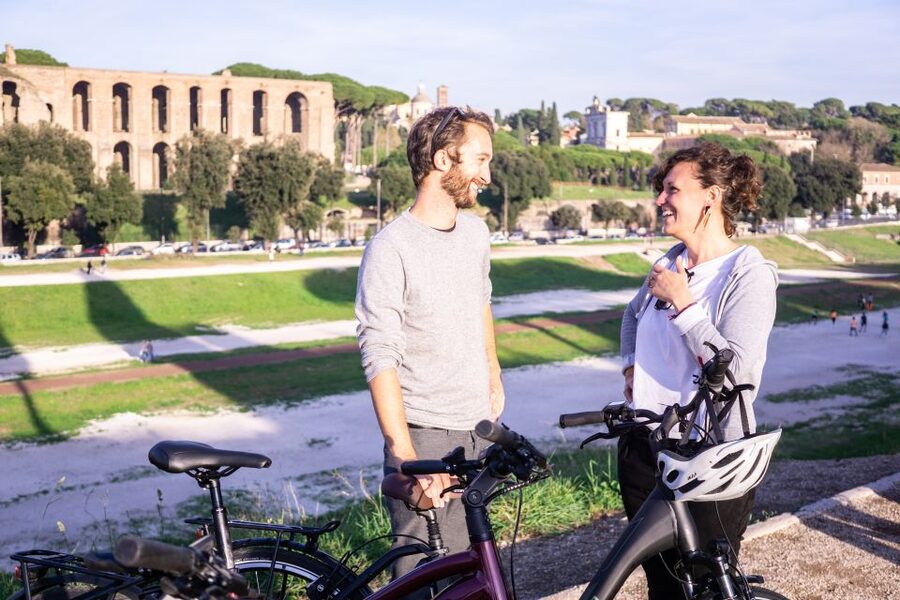 Rome: 3.5-Hour Small Group E-Bike Tour - A Small Group Led by Leo