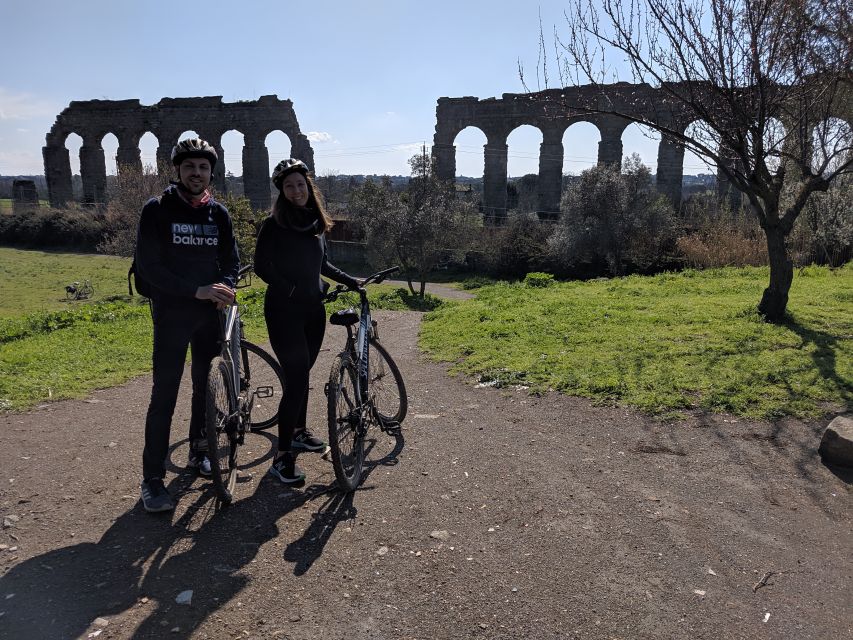 Rome: Appian Way and Roman Countryside Electric Bike Tour - Guide quality and group atmosphere