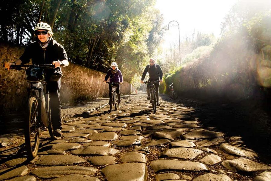 Rome: Appian Way Aqueducts Bike Tour (UPG Catacombs & Lunch) - Starting near the Colosseum
