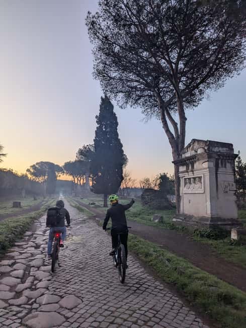 Rome: Appian Way, Aqueducts, & Catacombs E-Bike Guided Tour - Why this is a smart break from central Rome