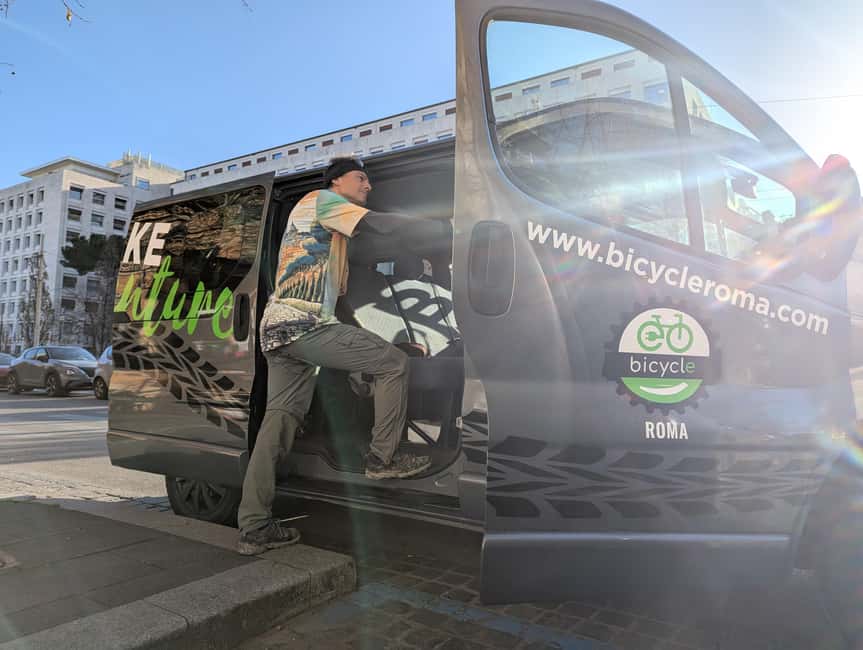 Rome: Appian Way, Catacombs & Aqueducts by eBike + Transfer - Key points at a glance