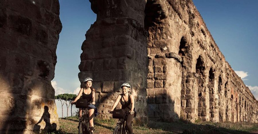 Rome: Appian Way, Catacombs & Roman Aqueducts Top EBike Tour - Key points at a glance