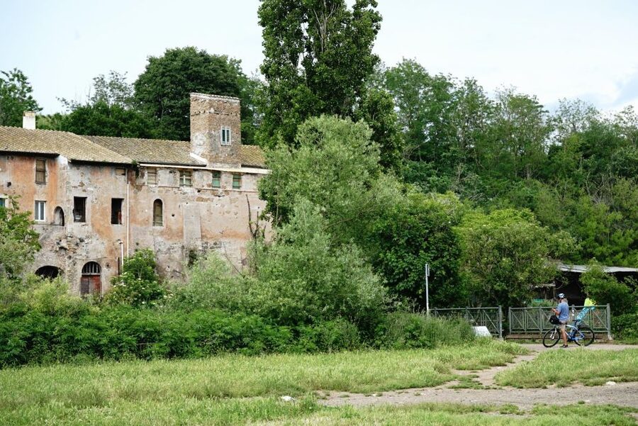 Rome: Appian Way, Catacombs & Roman Aqueducts Top EBike Tour - Why this side of Rome deserves a full day