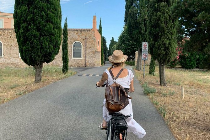 Rome: Appian Way E-bike Tour, Catacombs, Aqueducts & Transfer - Tor Fiscale and Caffarella: Rome’s country edge