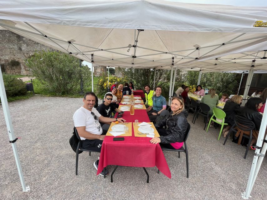 Rome: Appian Way Guided Tour on E-Bike with italian Aperitif - Villa di Massenzio and the Tomb of Cecilia Metella