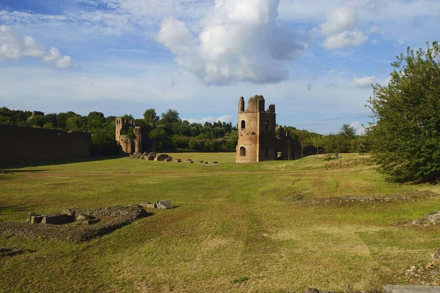 Rome: Appian Way & Roman Aqueducts Guided E-Bike Tour - Price, group size, and family fit