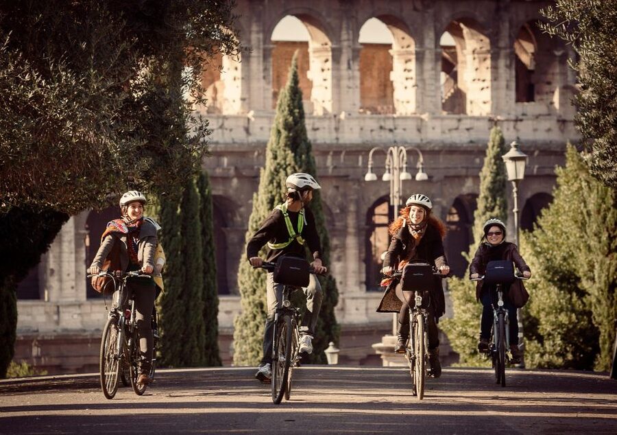 Rome: Cannondale E-Bike Tour of Top Landmarks & More - Starting Near the Colosseum on Via Labicana