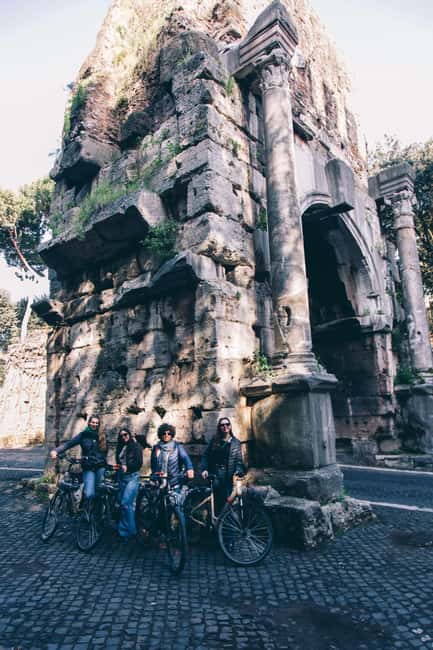 Rome: E-Bike Tour of Appia Antica, Aqueducts, and Caffarella - Why the Appian Way works so well by e-bike