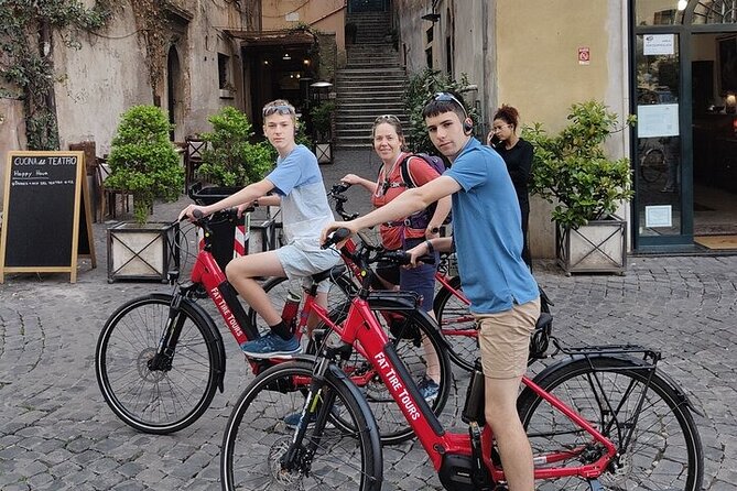 Rome E-Bike Tour: Ultimate Street Food and Market Feast - Circus Maximus and the final gelato