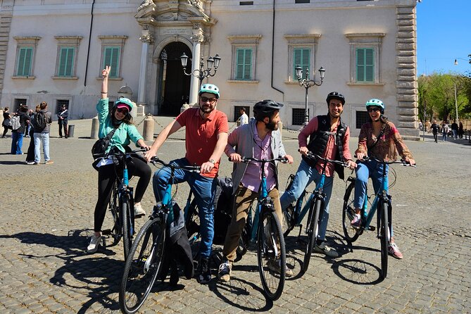 Rome E-Bike Tour with a local! Top Attractions & Hidden Gems - Roman Forum and the Colosseum