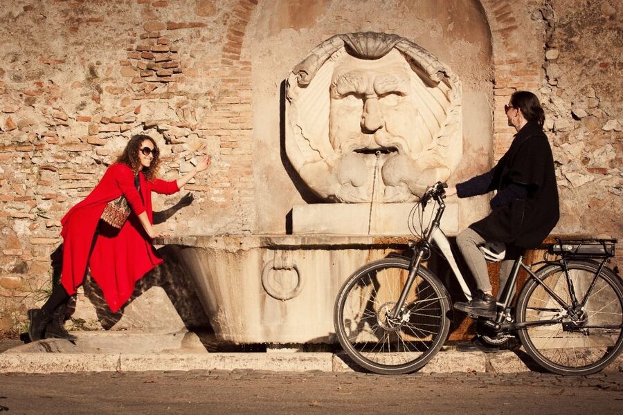 Rome: Panoramic Off-the-beaten-track Cannondale E-Bike tour - The Garden of Oranges and Aventine Hill