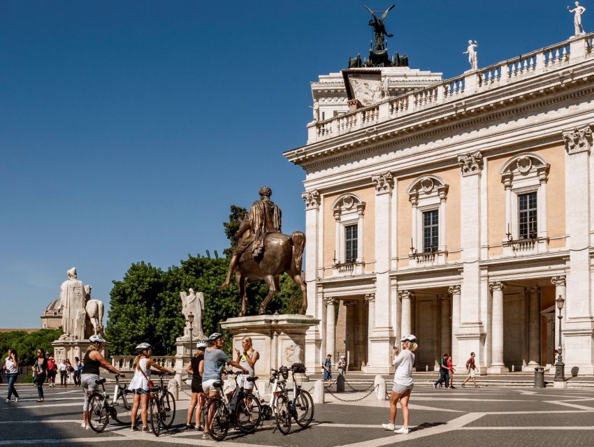 Rome: Private Half-Day Bike Tour with E-bike - Route one: classic Rome from the Colosseum to Villa Borghese