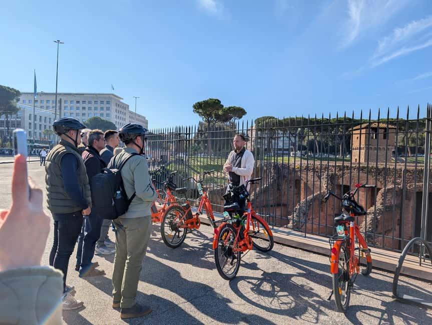 Rome: Top 10 Highlights Guided Tour by Bike or E-Bike - Trevi Fountain brings the first major pause