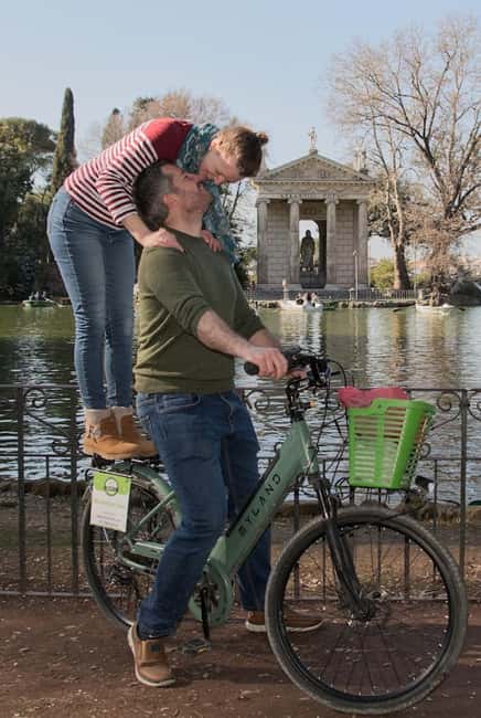 Rome: Villa Borghese E-Bike Tour (Small Group or Private) - Starting near the Tiber and reaching Piazza del Popolo