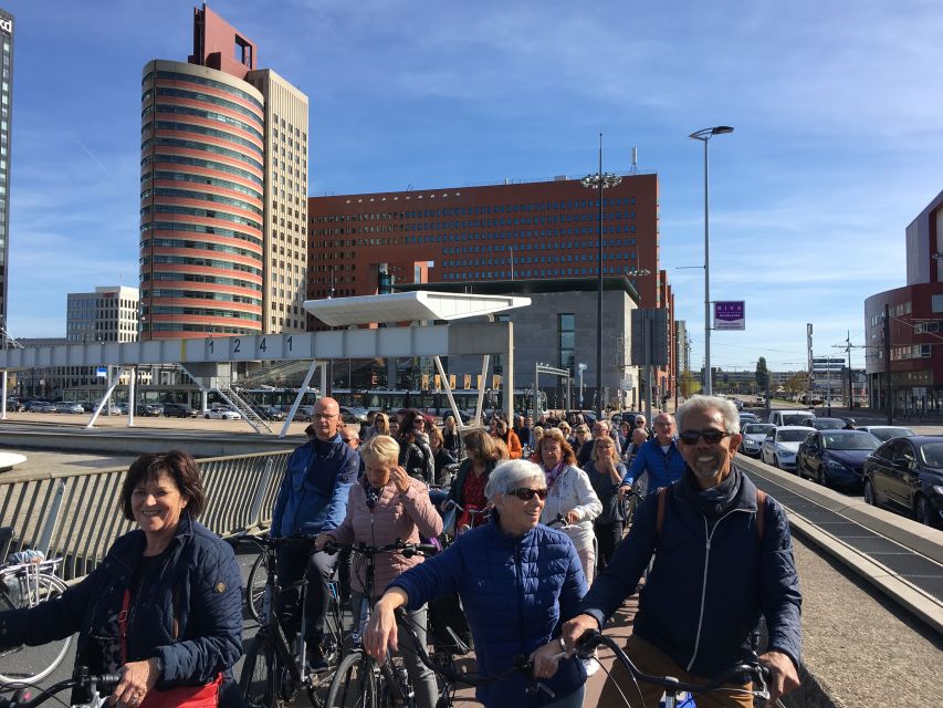 Rotterdam: 2.5-Hour Highlights Bike Tour - Parks and museums add breathing room