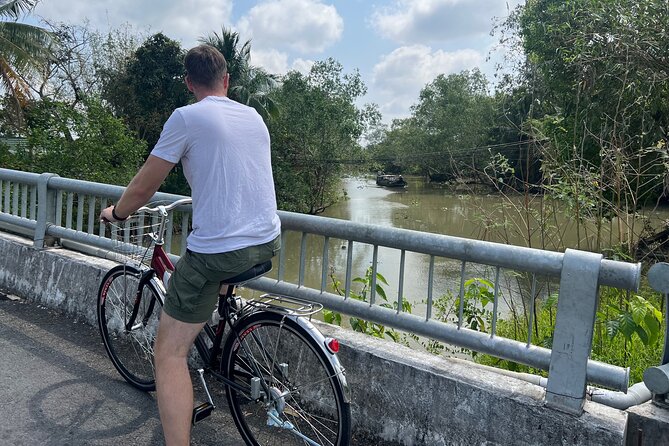 Rural Can Tho Biking Trail - Finding quiet at Truc Lam Phuong Nam Zen Monastery