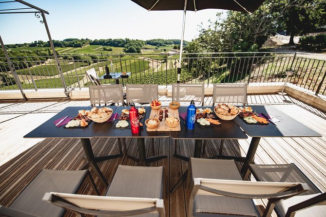 Saint-Emilion Electric Bike Day Tour with Wine Tastings & Lunch - What the $217.67 price really covers