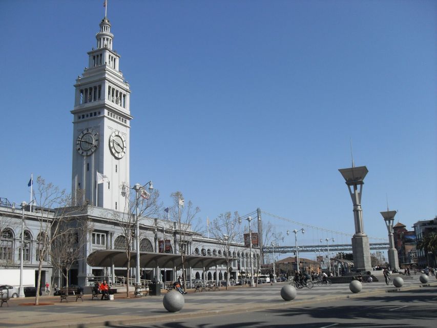 San Francisco Guided E-Bike Tour: Top Landmarks & Views - Haight-Ashbury and the Painted Ladies