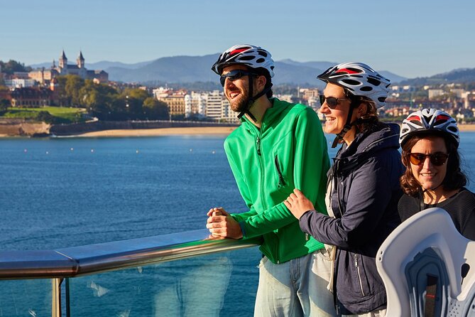 San Sebastian E-bike trour: Basque History and Cultural. - La Concha, the boulevard, and Miramar Palace