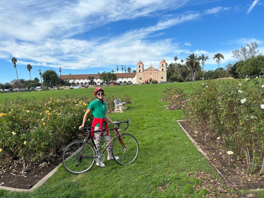 Santa Barbara: Guided Tour on electric bikes (private) - Courthouse views and Santa Barbara architecture