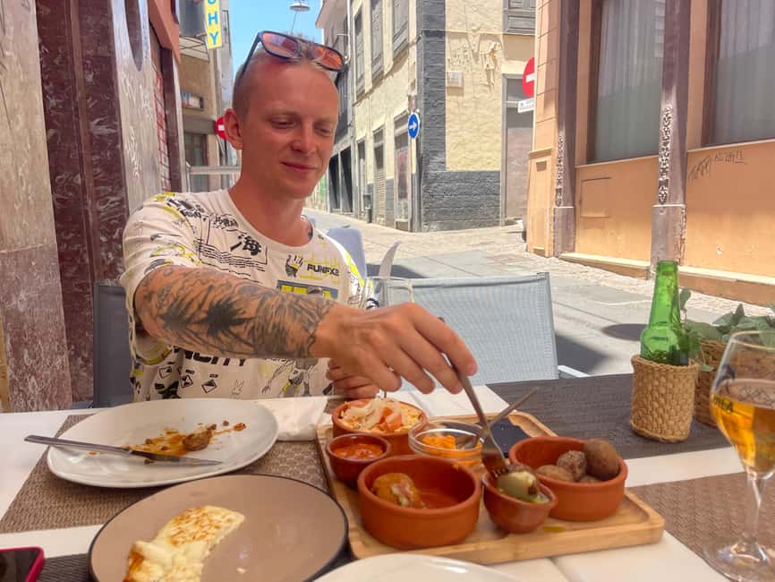 Santa Cruz guided bike tour 1,5 hour + Tapas - Why a bicycle works so well in Santa Cruz