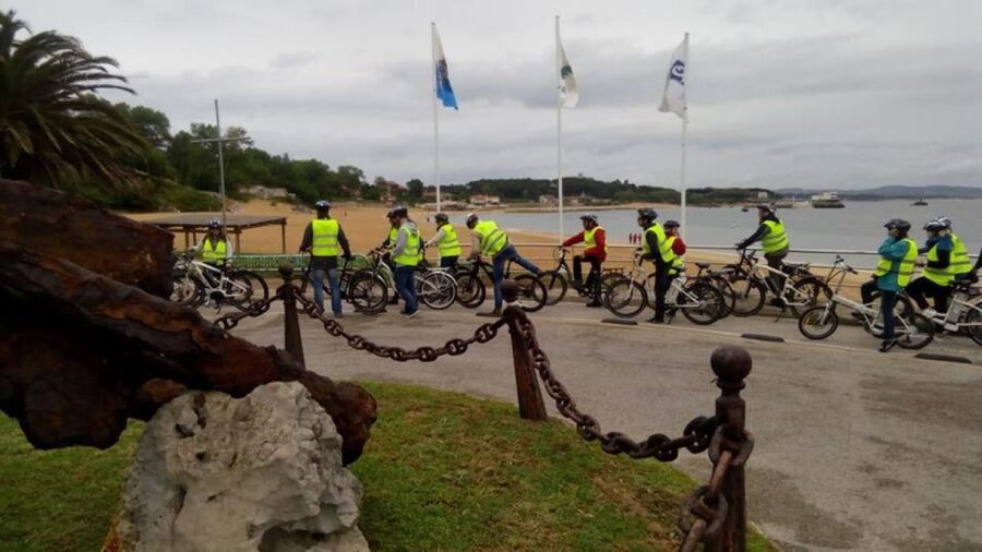 Santander: Guided Tour by Electric Bike - What the guide adds to the ride